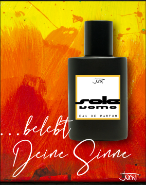 SOLE UOMO Manufaktur-Parfum Flakon vor expressivem gelb-orangem Hintergrund